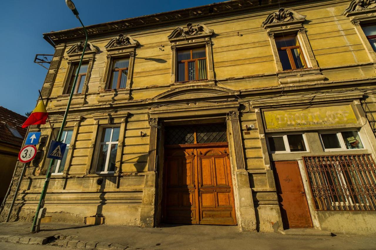 Eco Studio Brasov Luaran gambar