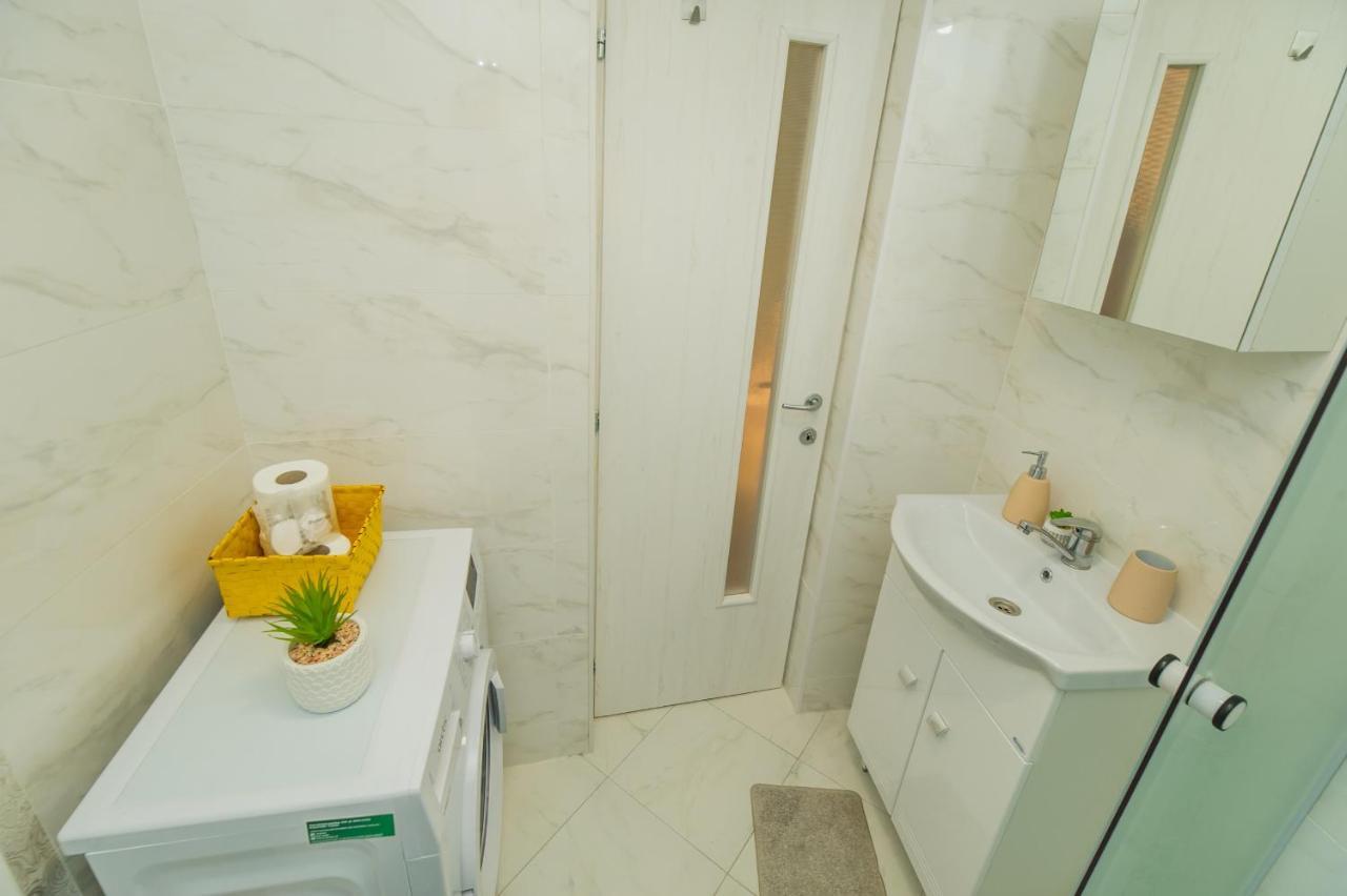 Eco Studio Brasov Luaran gambar